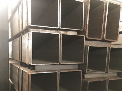 天津廠家直銷Q235B方管 大小口徑厚壁方通 規(guī)格齊全現貨方矩管