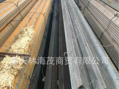重慶角鋼批發(fā) 長期供應(yīng) 國標(biāo)Q235B角鋼 Q345B低合金角鋼廠家直發(fā)
