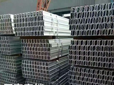 天津廠家生產(chǎn)太陽能光伏支架 配件三角連接架C型鋼導軌太陽能支架
