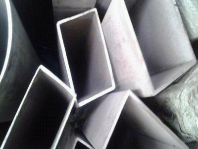 廠家直銷不銹鋼304無縫鋼管，質(zhì)量保證
