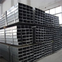 廠家大量促銷黑鐵管矩形管黑方管 具體價格電議為準 規(guī)格齊全