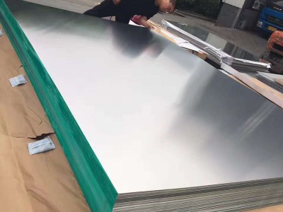 廠家直供135系花紋鋁板 鏡面鋁卷 防滑鋁板 彩涂鋁卷 保溫鋁皮