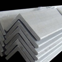 成都廠家直銷(xiāo)熱鍍鋅角鋼50*50*4歡迎來(lái)電咨詢量大從優(yōu)